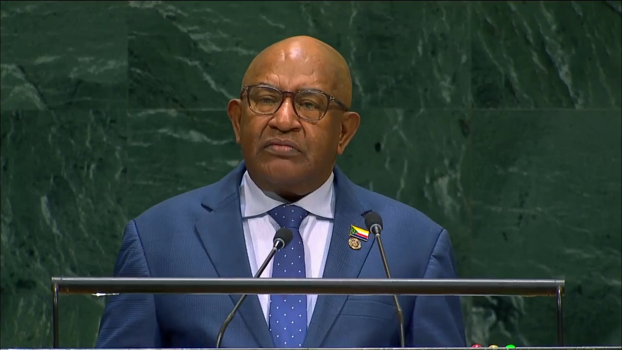 Cover image for Comoros President Condemns Middle East 'Genocide,' Reasserts Sovereignty Over Mayotte